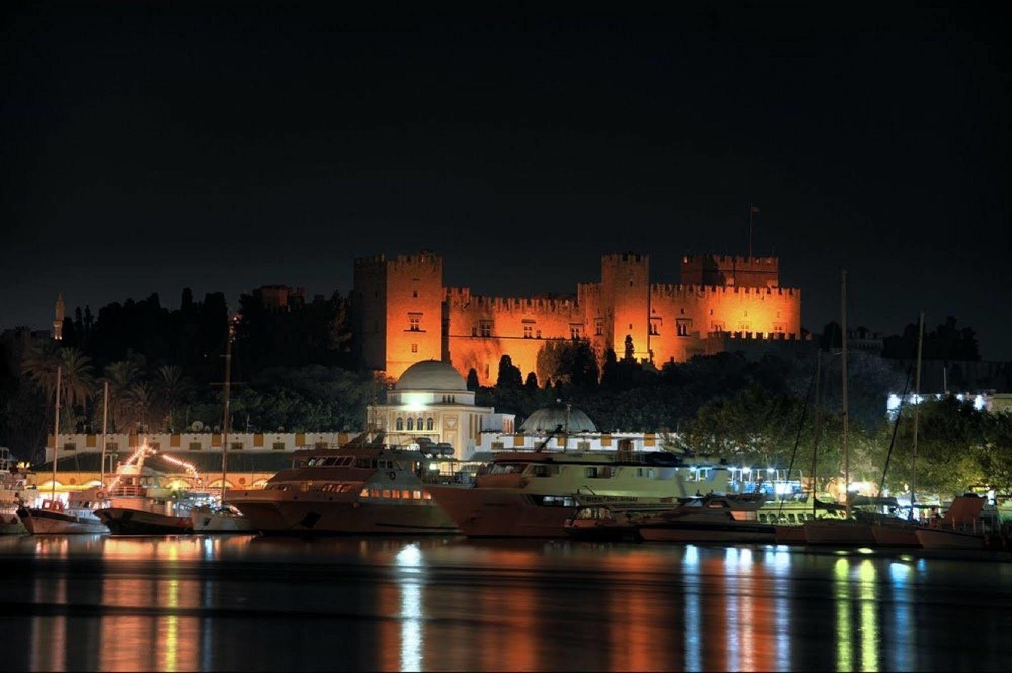 Old Town Roloi House Villa Rhodes City Buitenkant foto