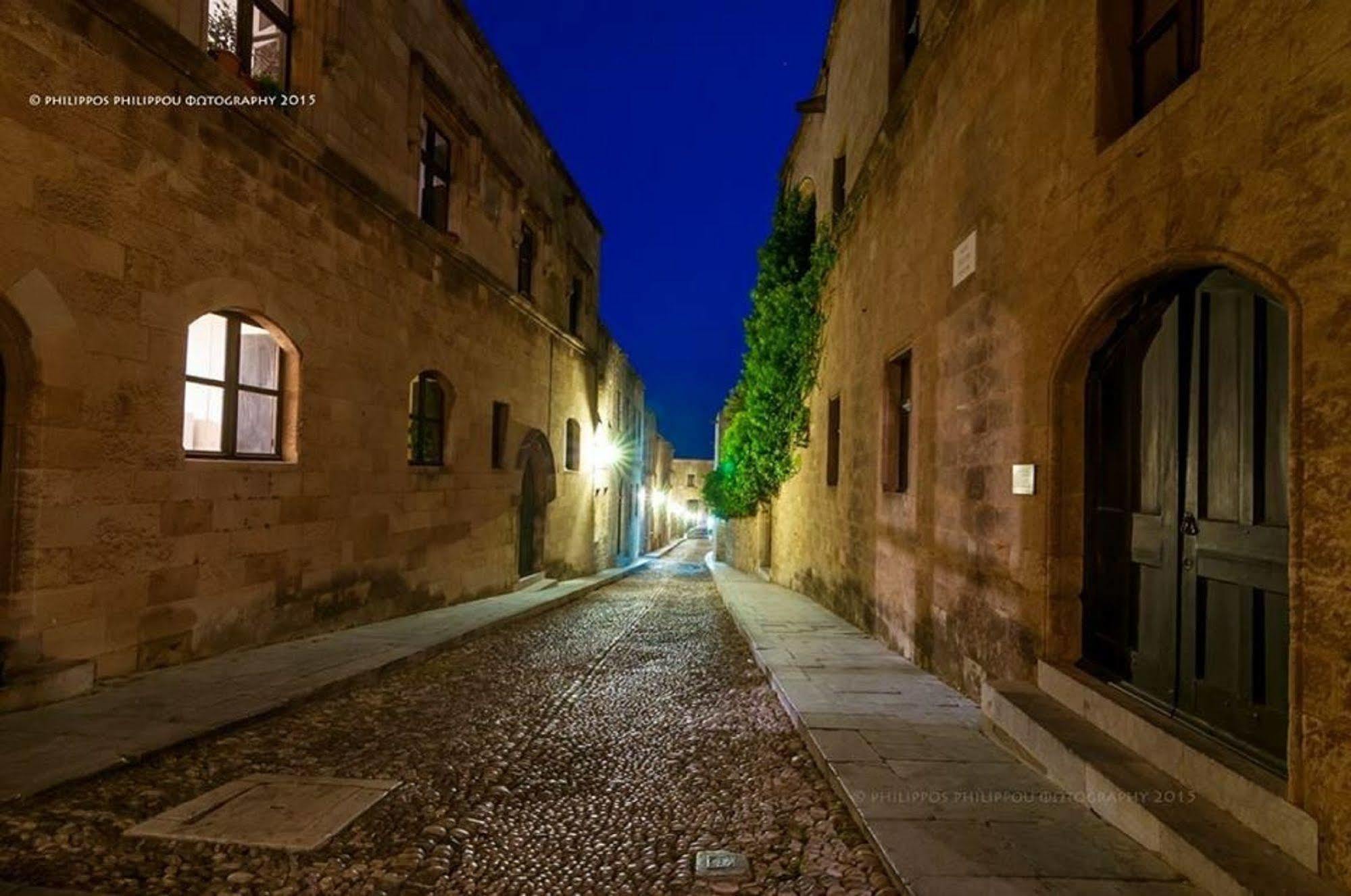 Old Town Roloi House Villa Rhodes City Buitenkant foto