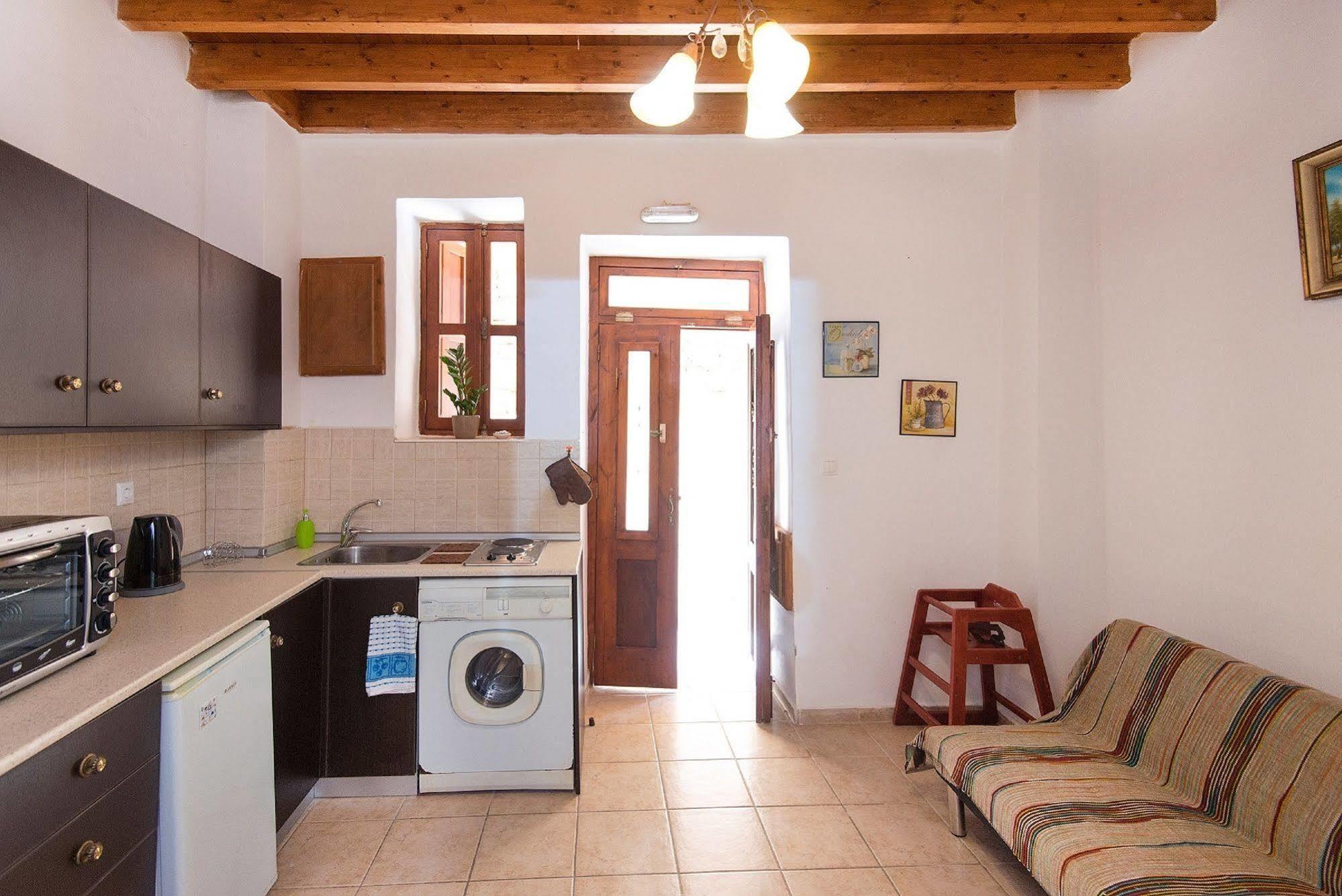 Old Town Roloi House Villa Rhodes City Buitenkant foto