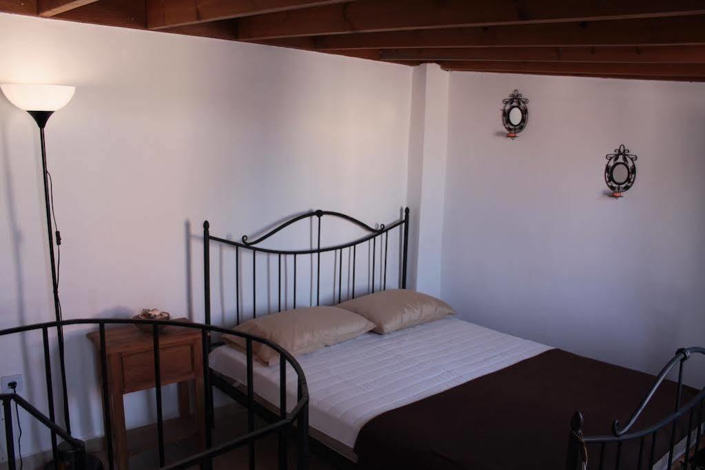 Old Town Roloi House Villa Rhodes City Buitenkant foto
